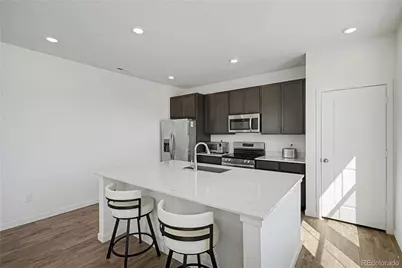 1980 S Fultondale Court, Aurora, CO 80018 - Photo 17