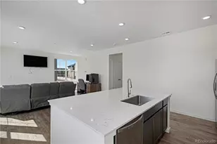 1980 S Fultondale Ct, Aurora, CO 80018 - Photo 15