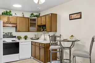 675 S Alton Way, Denver, CO 80247 - Photo 7