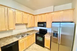 8467 Canyon Rim Cir, Englewood, CO 80112 - Photo 3