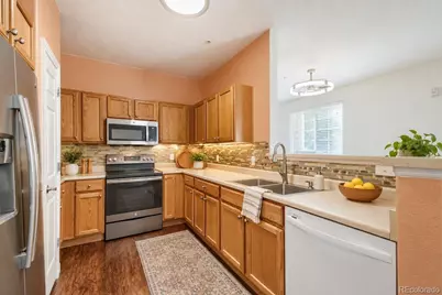 5255 Memphis Street #1204, Denver, CO 80239 - Photo 7