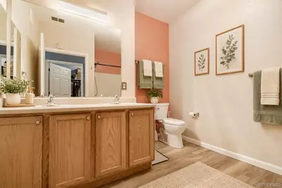 5255 Memphis Street #1204, Denver, CO 80239 - Photo 11