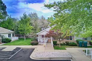 2247 S Iola St, Aurora, CO 80014 - Photo 5