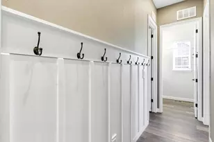 6579 S Vaughn St, Centennial, CO 80111 - Photo 25