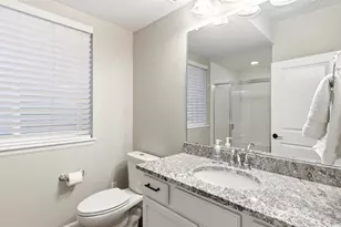 6579 S Vaughn St, Centennial, CO 80111 - Photo 35