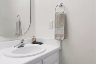 1242 S Idalia St, Aurora, CO 80017 - Photo 5