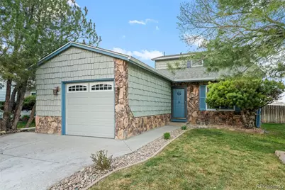 17551 E Temple Drive, Aurora, CO 80015 - Photo 3