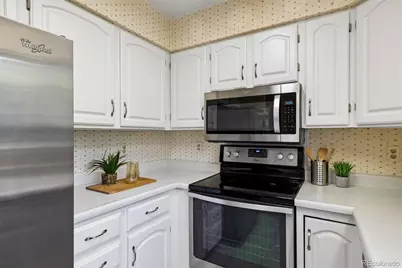 7020 E Briarwood Circle, Centennial, CO 80112 - Photo 7