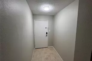 2880 S Locust Street, Denver, CO 80222 - Photo 9