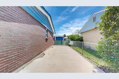 963 S Jamaica Street, Aurora, CO 80012 - Photo 29