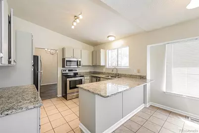 2721 S Salida Way, Aurora, CO 80013 - Photo 5