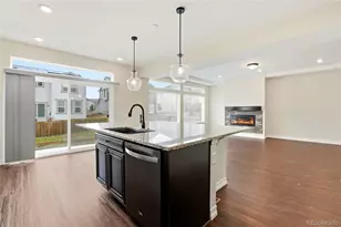 10990 Memphis Ct, Commerce City, CO 80022 - Photo 15