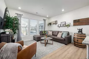 8863 Fraser River Loop, Littleton, CO 80125 - Photo 3