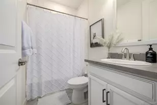 8863 Fraser River Loop, Littleton, CO 80125 - Photo 15