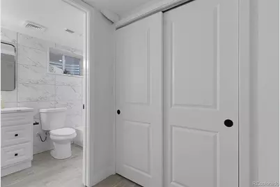 637 Knox Court, Denver, CO 80204 - Photo 21