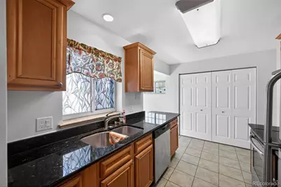 2201 Oakland Street, Aurora, CO 80010 - Photo 5