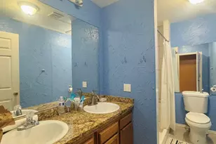 823 S Moline St, Aurora, CO 80012 - Photo 9