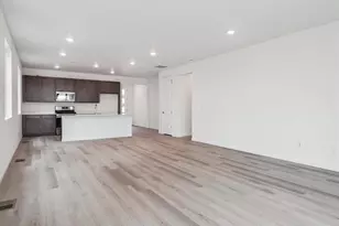 24787 E 40th Ave, Aurora, CO 80019 - Photo 9