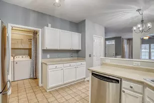 1538 Bennet Mountain Rd, Castle Rock, CO 80109 - Photo 11