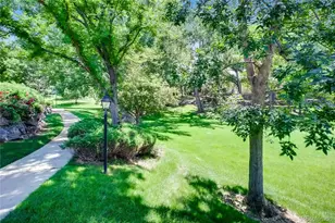2902 W Long Cir, Littleton, CO 80120 - Photo 35