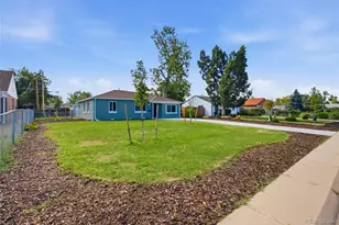 3055 N Holly St, Denver, CO 80207 - Photo 31