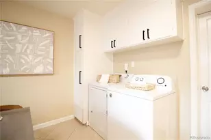 1373 Florence St, Aurora, CO 80010 - Photo 25