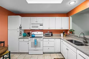 31819 Rocky Village Dr, Evergreen, CO 80439 - Photo 9