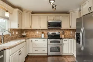 5295 S Liverpool Way, Centennial, CO 80015 - Photo 11