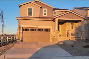 2062 S Fultondale Ct, Aurora, CO 80018 - Photo 1