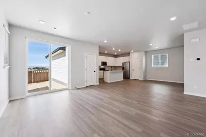 4739 N Valdai Court, Aurora, CO 80119 - Photo 9