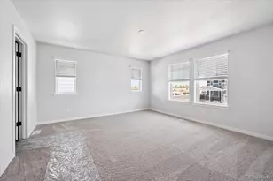 4739 N Valdai Ct, Aurora, CO 80119 - Photo 17