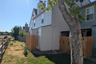 1632 S Idalia Cir, Aurora, CO 80017 - Photo 3