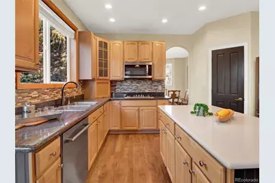 6038 Rogers Circle, Arvada, CO 80403 - Photo 7