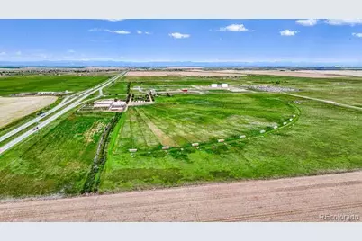 1614 N Manila Road, Bennett, CO 80102 - Photo 5