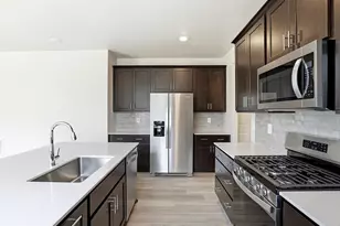 1618 Rumley Crk Dr, Windsor, CO 80550 - Photo 11