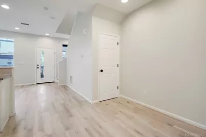16249 E Elk Drive, Denver, CO 80239 - Photo 19