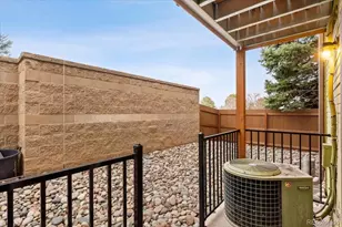 61 S Sable Blvd, Aurora, CO 80012 - Photo 15