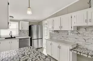 26900 E Colfax Ave, Aurora, CO 80018 - Photo 11