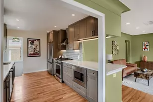 1009 Kenton St, Aurora, CO 80010 - Photo 11