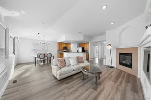 7790 S Quatar Ct, Aurora, CO 80016 - Photo 5