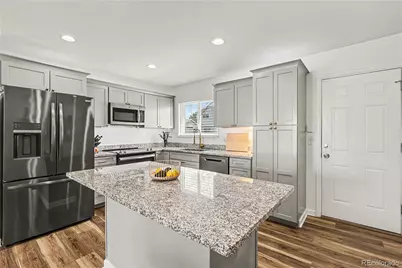 16570 E Baltic Place, Aurora, CO 80013 - Photo 11