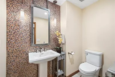 9636 E Maplewood Circle, Greenwood Village, CO 80111 - Photo 19