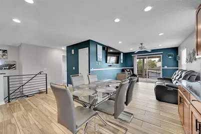 1922 Danube Way, Aurora, CO 80011 - Photo 3