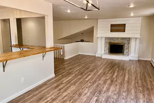 1404 E Fremont Cir N, Centennial, CO 80122 - Photo 3