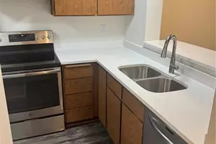 4240 S Mobile Cir, Aurora, CO 80013 - Photo 3