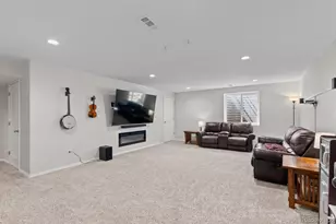 1476 First Light Dr, Windsor, CO 80550 - Photo 5