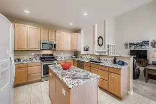 5860 S Espana St, Aurora, CO 80015 - Photo 7