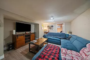3653 Locust St, Denver, CO 80207 - Photo 11