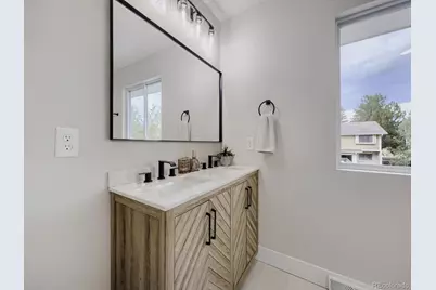 7555 S Madison Circle, Centennial, CO 80122 - Photo 19