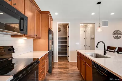 27790 E 9th Place, Aurora, CO 80018 - Photo 15